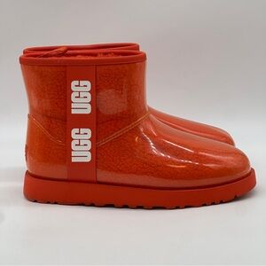 UGG Classic Clear Mini Boots. Size 9